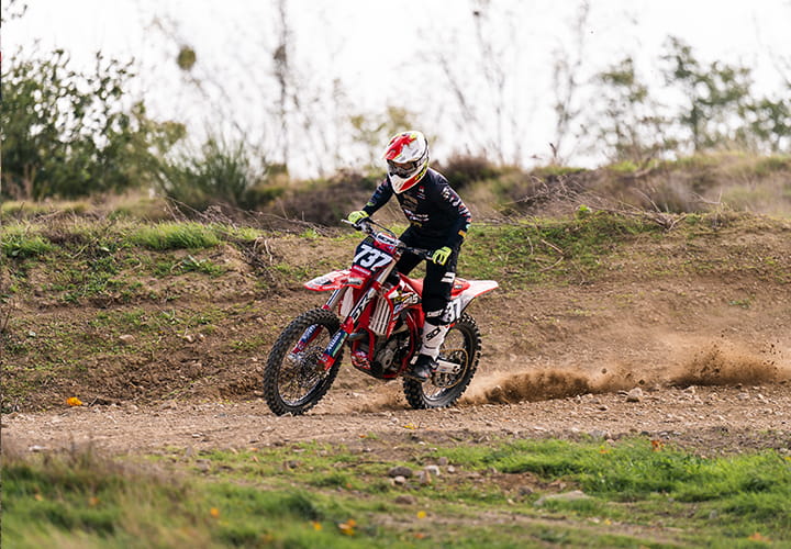 mitas-banner_motocross_competition-TERRA-FORCE-MX-MH