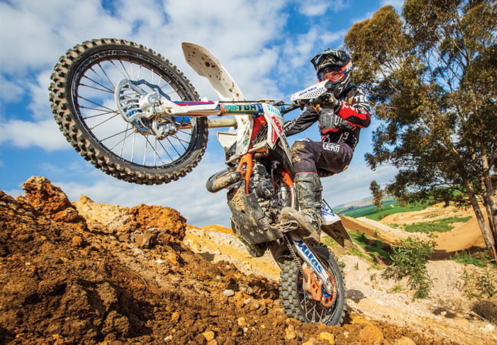 mitas-banner_motorcycle-off-road_ENDURO-JUNIOR_720x500
